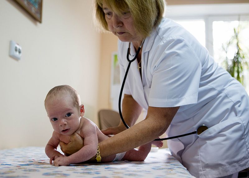 Реабілітаційна програма для недоношених немовлят 3-6 місяців